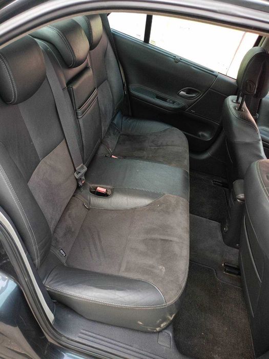 Рено Лагуна на части