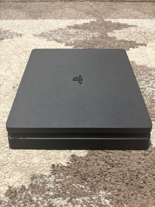 PS 4 1 TB in stare perfecta + 1 controler + nba 2k19 si inca 3 jocuri instalate pe el + fire