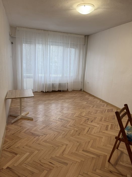 Дава се под наем Тристаен апартамент в Плевен, Сторгозия - 90 кв.м за 398.82 € - Снимка #9