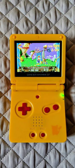 Pikachu + Gameboy sp nou