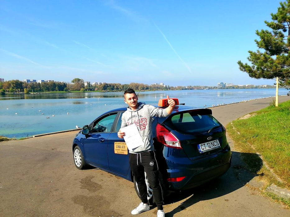 Instructor auto / școala soferi cat. B Constanța