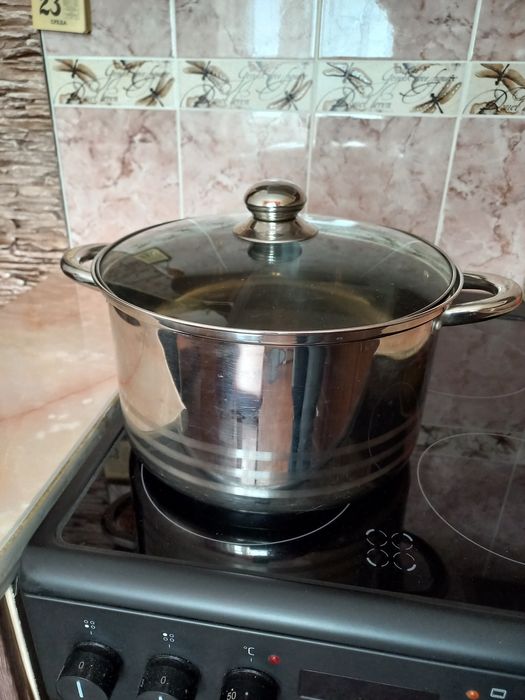 Кухонная посуда.