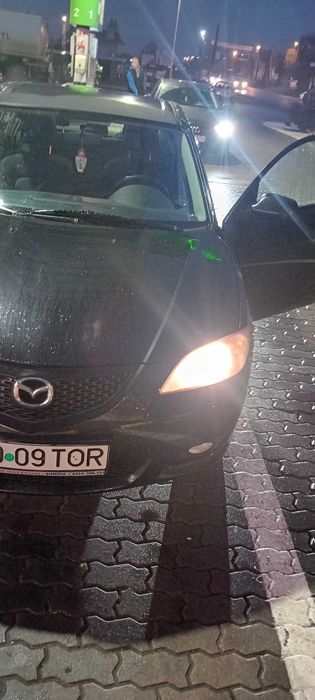 vând mazda 3 an 2006 preț 1500 negociabil