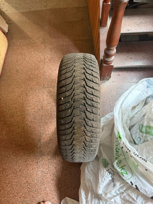 Зимние шины ПРОДАЁТСЯ