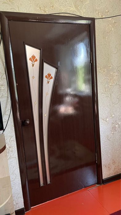 Двери Есіктер...