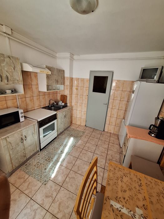 Apartament 2 camere decomandate