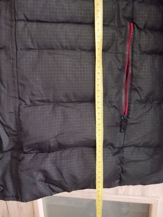 Продавам мъжко зимно яке