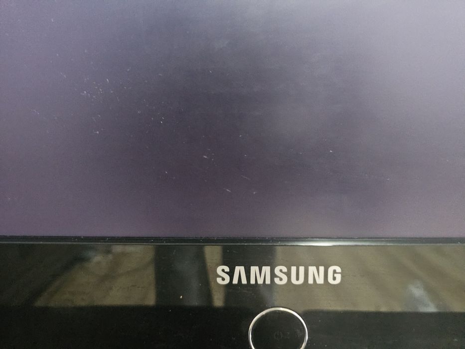 Телевизор в хорошем состаяние торг имеется