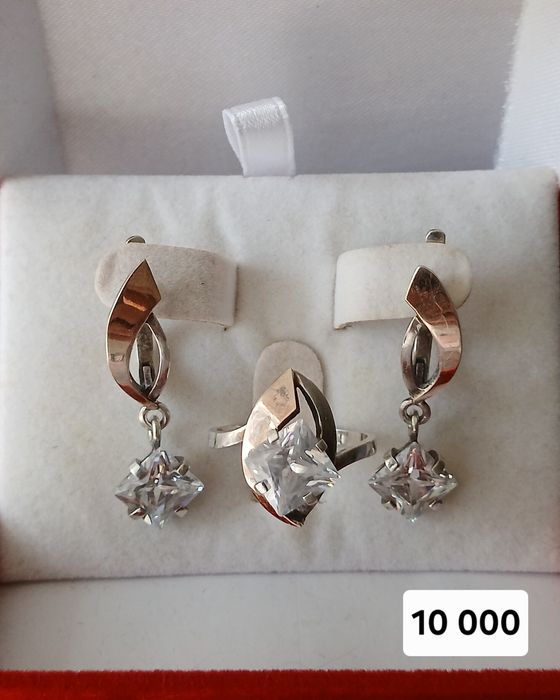 Продам наборы из серебра Украина