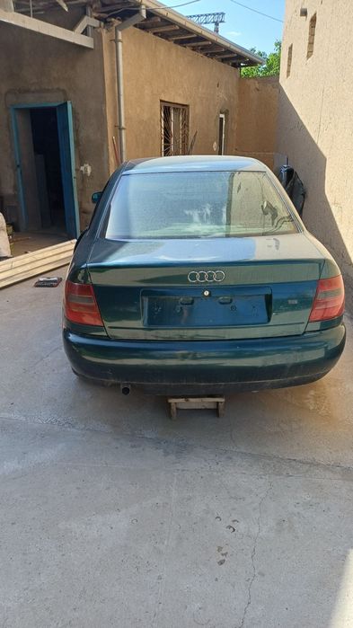 Srochna prodayotsa AUDI  a4B5