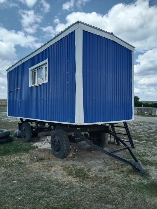 Вагон на колесах