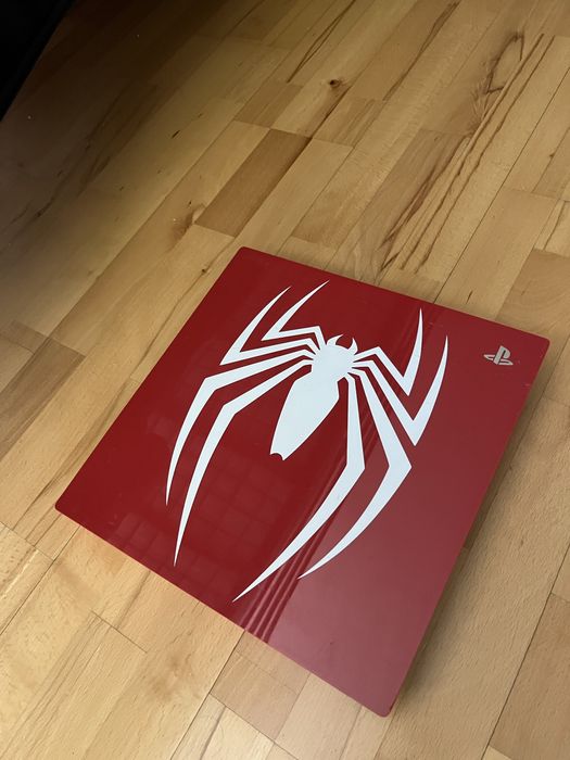 PlayStation 4 Pro Spider-Man Limited edition 1 TB СПЕШНО!