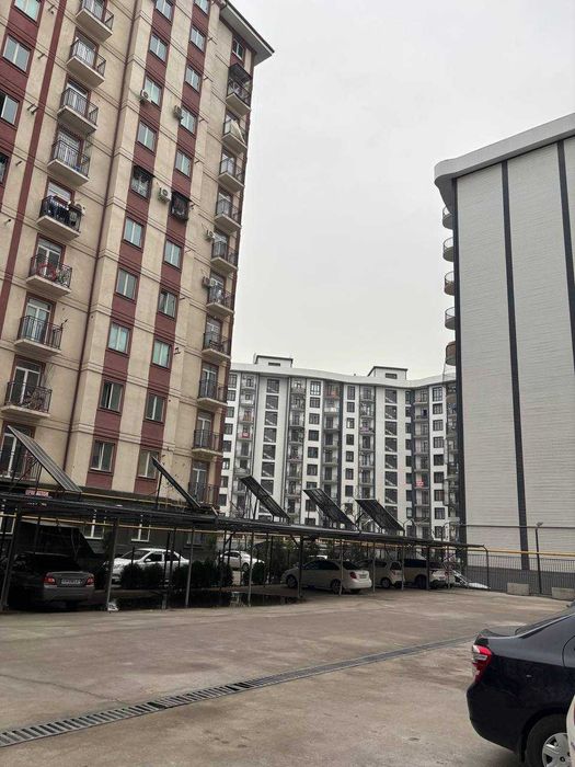 СРОЧНО !! Продётся квартира в Яшнабаде 2/10/10 ( 74 кв/м ) Олмос