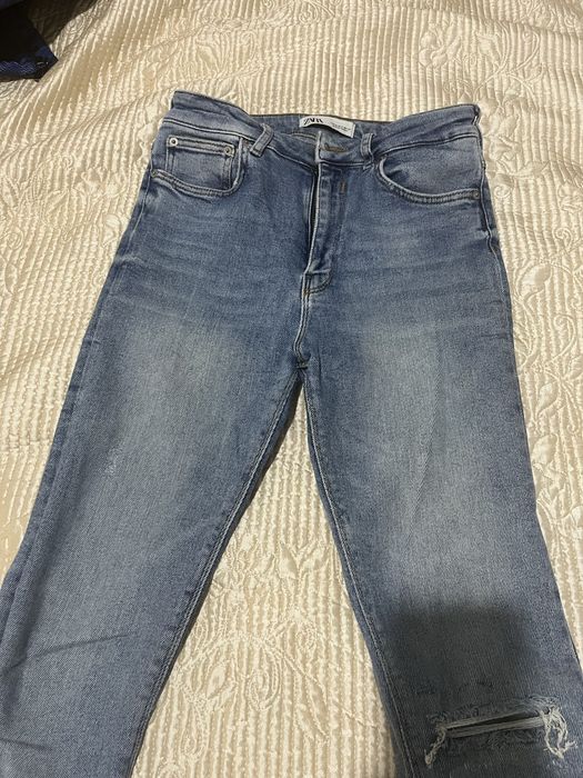 Джинсы по 2000тг каждая