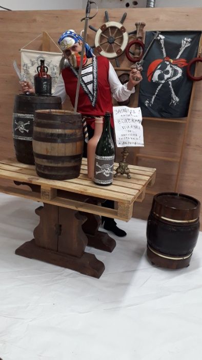 Масивни маси , маси от шевна машина , мостри и ретро - холандска