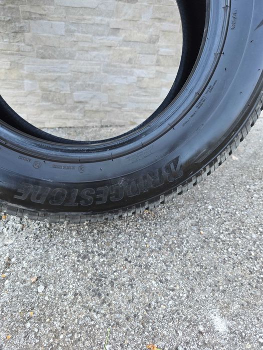 4 броя гуми Bridgestone Blizzak 235/65/17