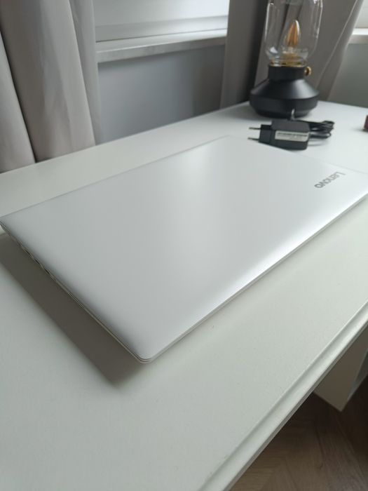 Laptop Lenovo Ideapad 320 alb