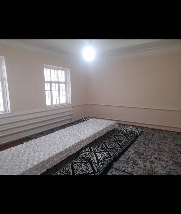 Уй сотилади – Ҳам яшаш, ҳам бизнес учун қулай!
