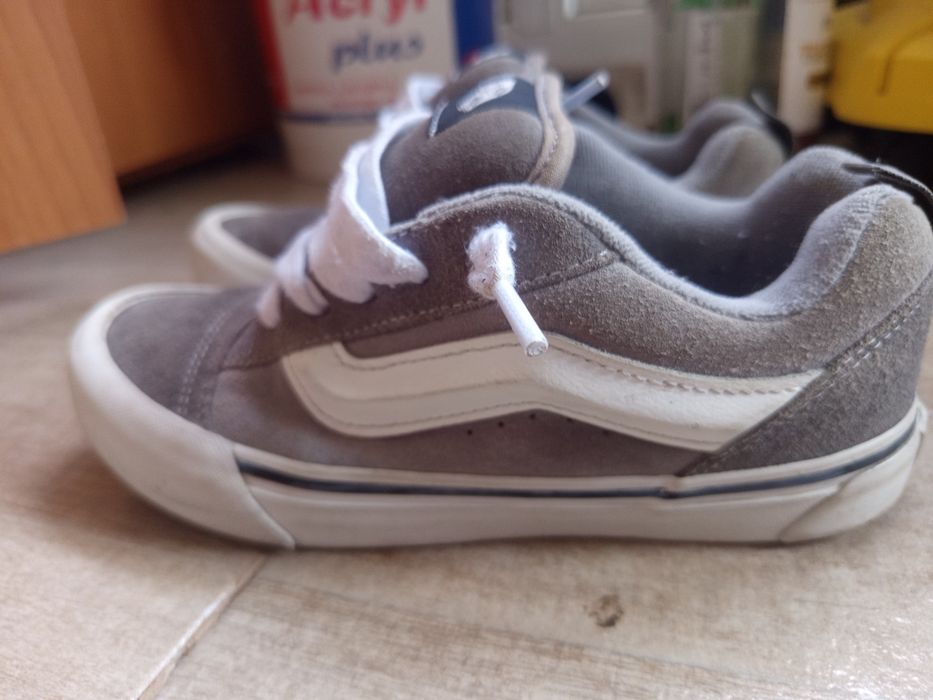 Vand vans knu skool
