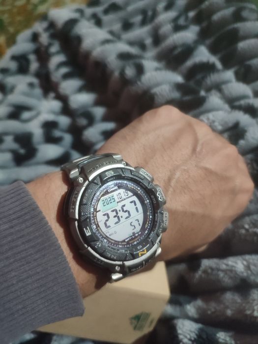 Часы соат Касио  титановый корпус