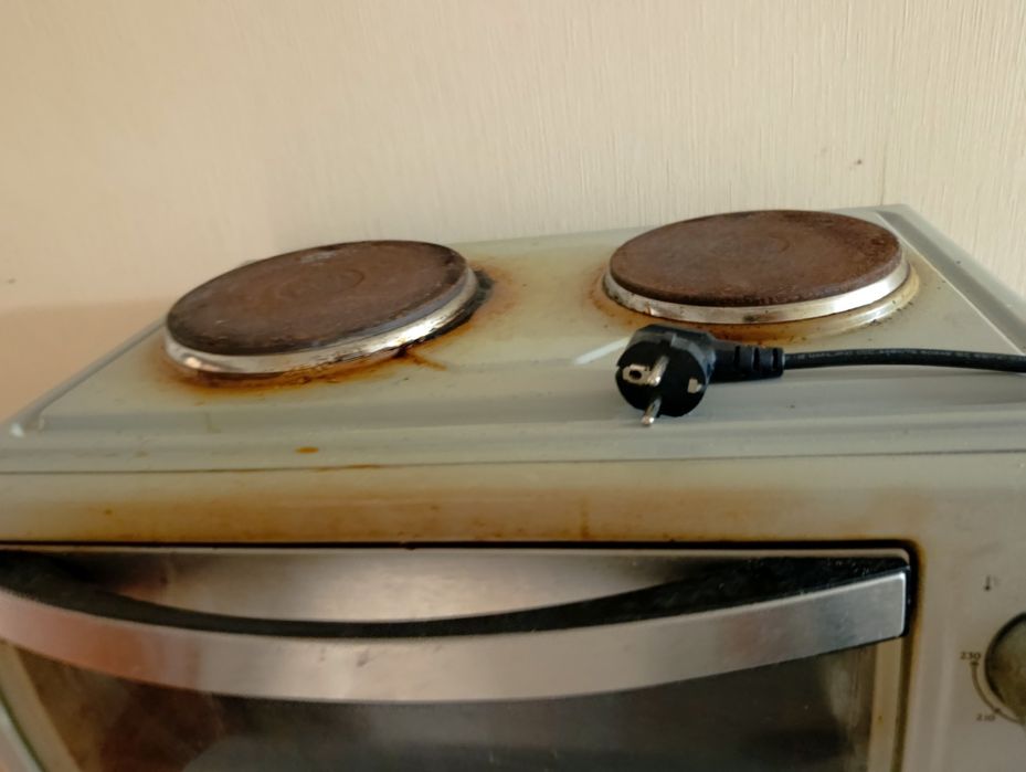Продам плиту духовку