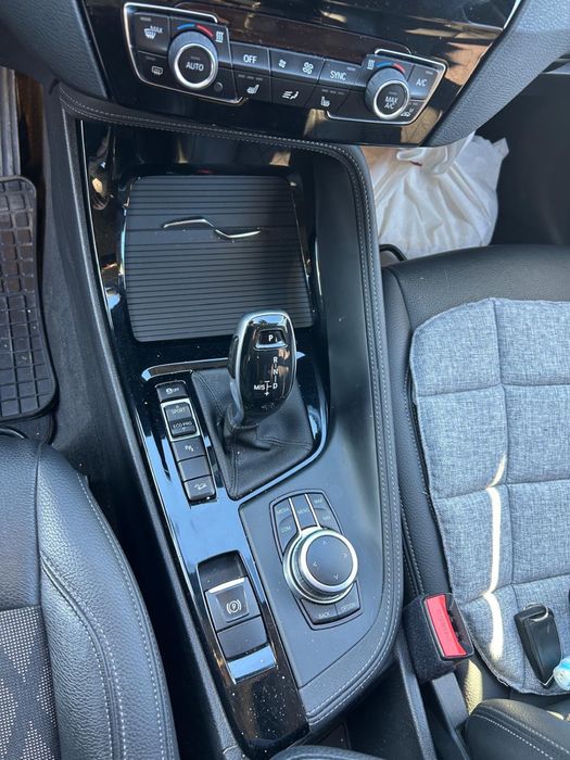 Vând BMW X1 2018