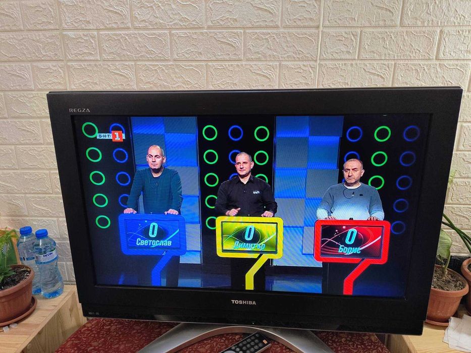 Телевизор  32" Тошиба