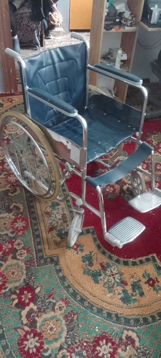 Инвалидное кресло-коляска