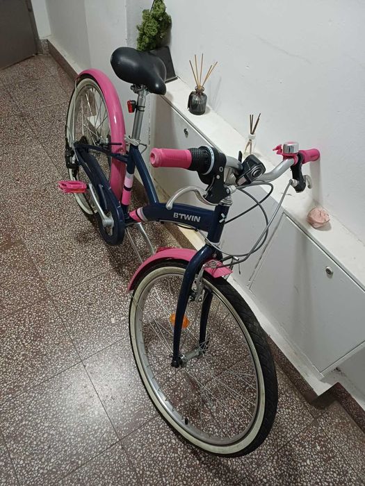 Продавам детски хибриден велосипед B'TWIN Original 24"