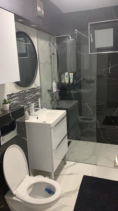 De închiriat apartament 3 camere Renovat Modern, str. Moldovei zona super