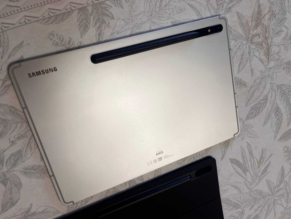 Продается Samsung Galaxy Tab S8+ (256GB)