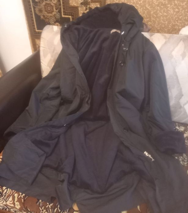 Продам женское пальто