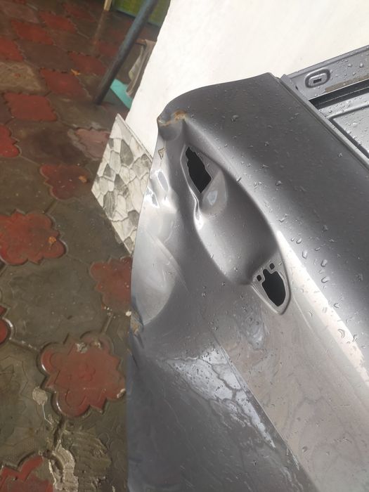 Продам заднюю дверь