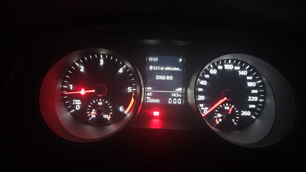 Vând Volkswagen Passat