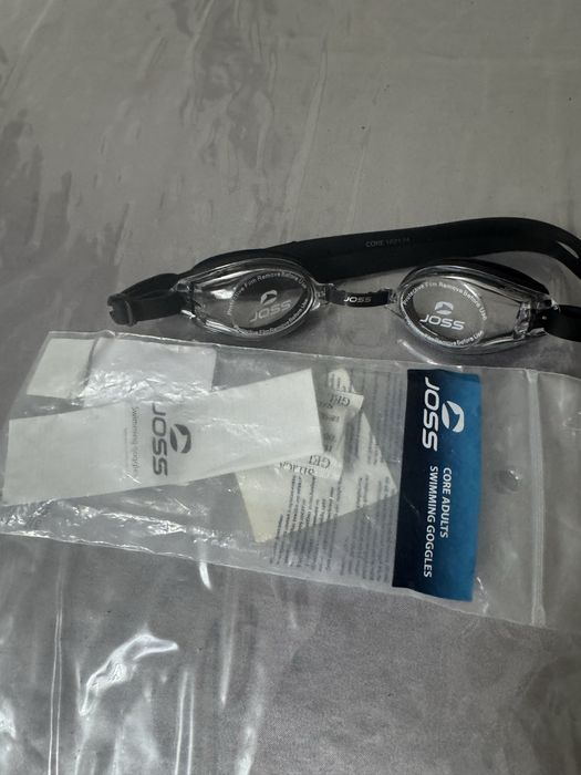 Очки для плавания, новые