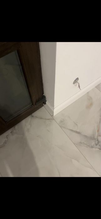 Montaj plinta polimer