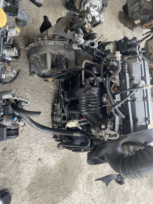 Двигатель  FORD E5SA