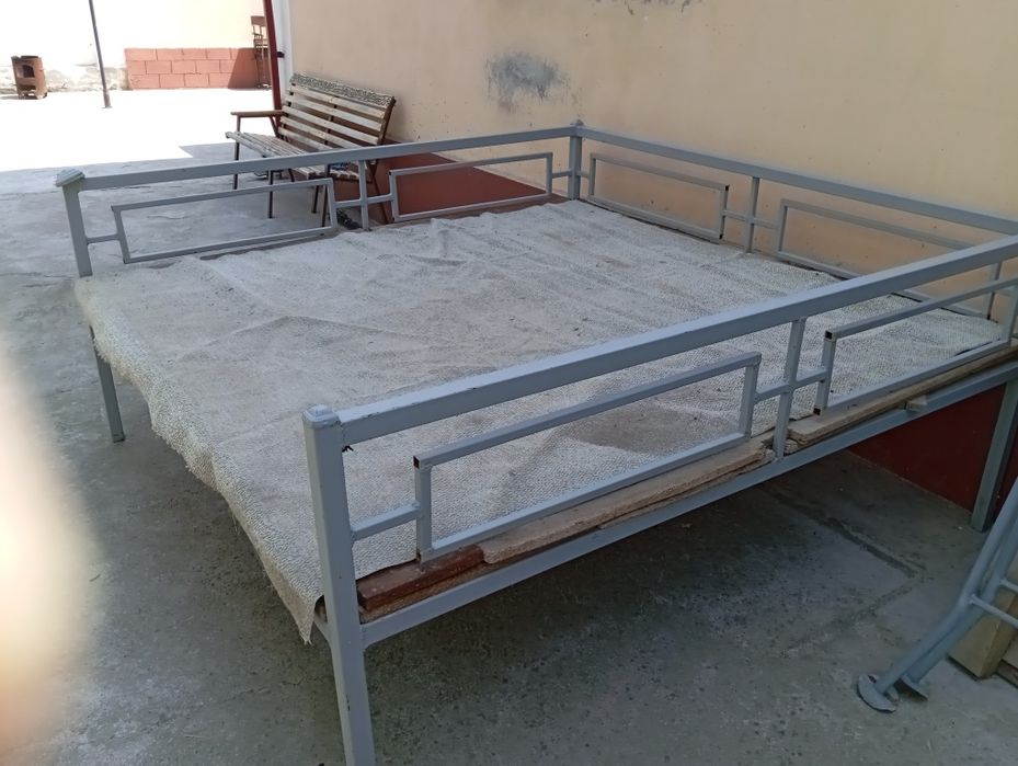 Топчан из профиля