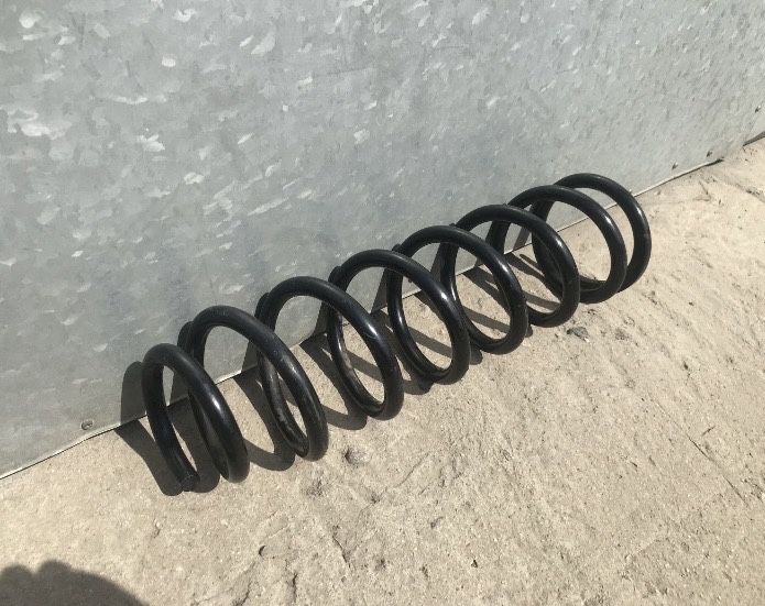 Пружина передняя Лексус 570