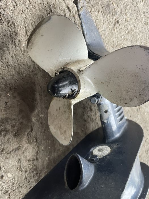 Извънбордов двигател Yamaha 4hp