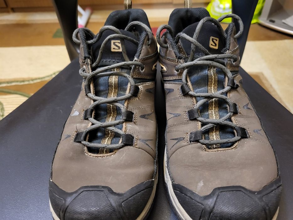 Продаю ботинки salomon