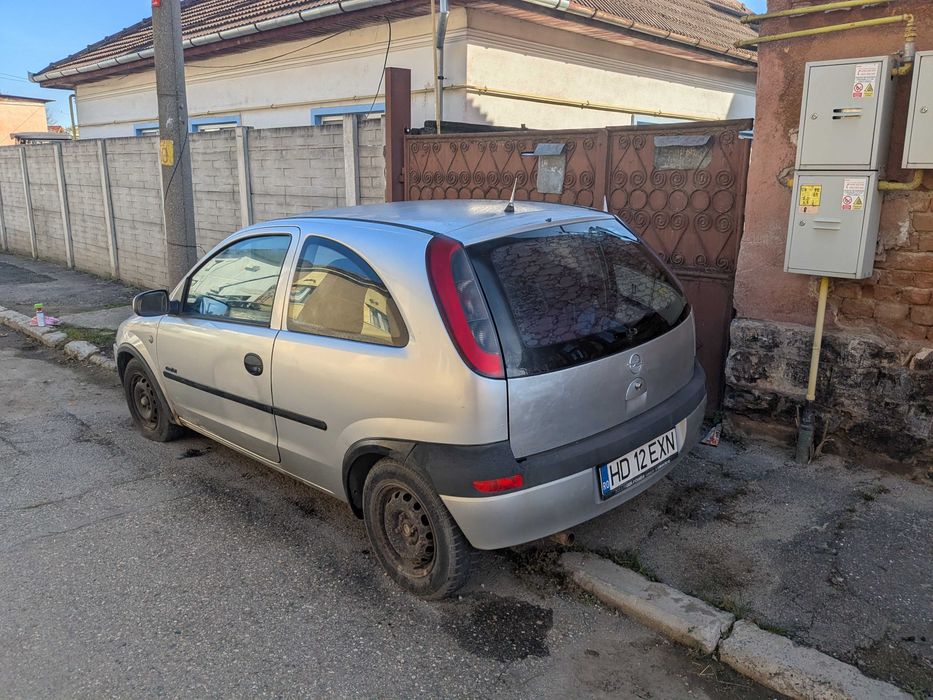 Vand Opel Corsa 1.2 pentru programul Rabla