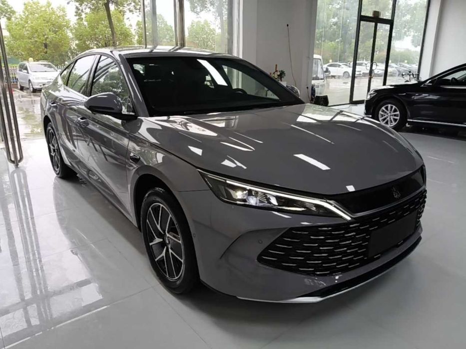 BYD Qin L 2026 DM-i 128KM Leading Edition