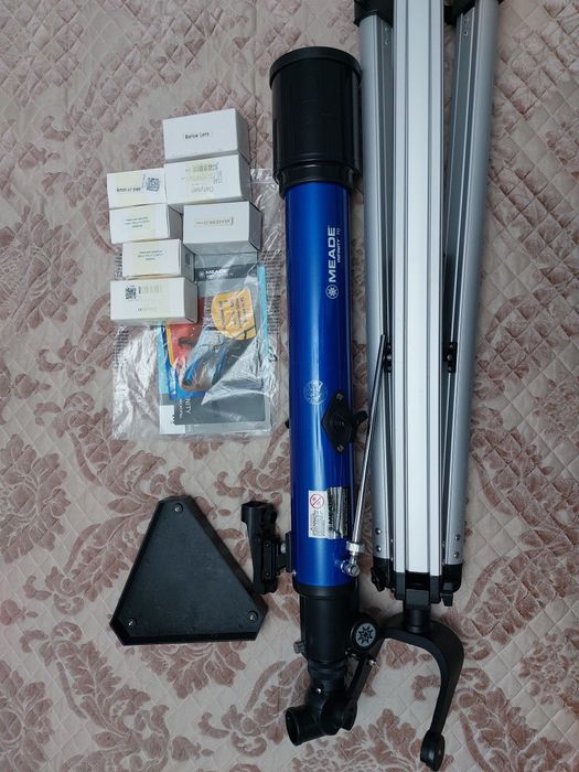 Продам телескоп с окулярами