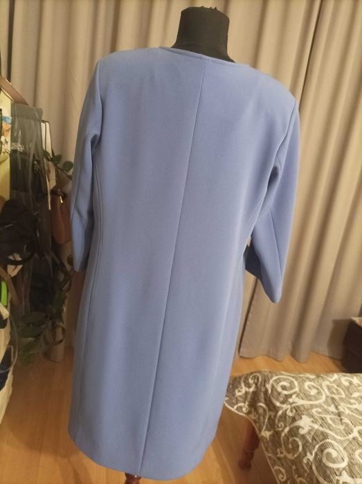 Палто продаваме женско палто