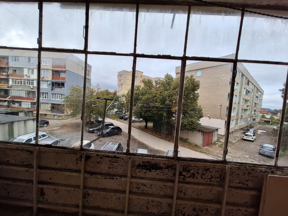 Продава се Четиристаен апартамент в Търговище, Център - 90 кв.м за 923 €/кв.м - Снимка #4