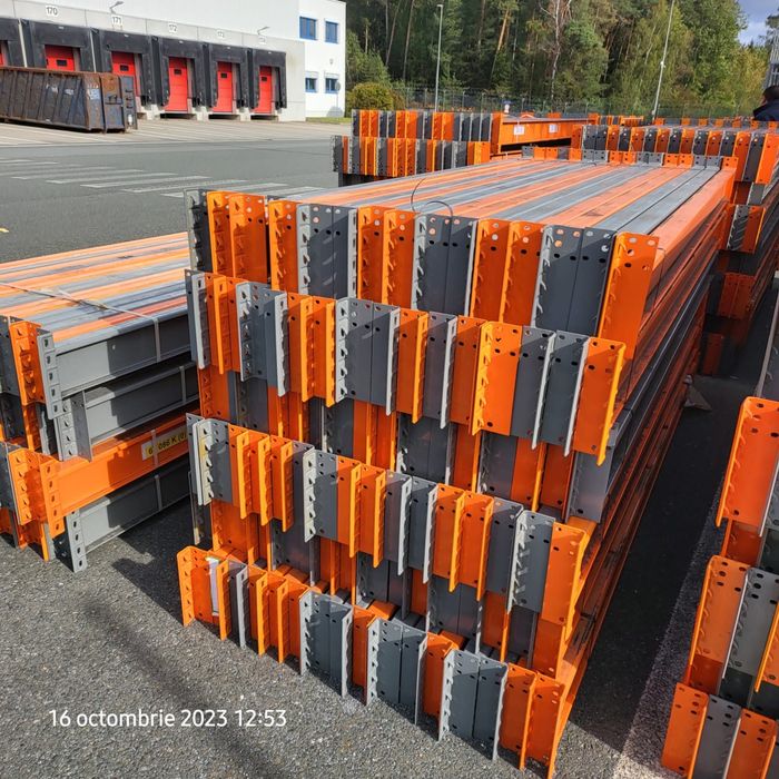 Rafturi metalice 102