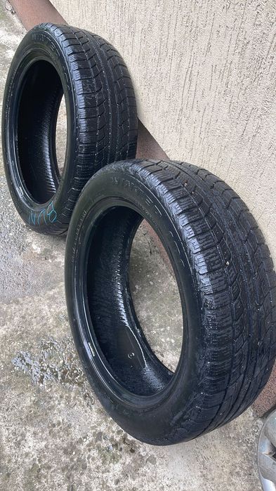 2 Achilles  215/55/R18, 1 Pirelli 195/65 R15,1 Semperit 195/65 R15 M+S