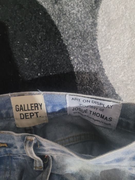 Blugi gallery dept