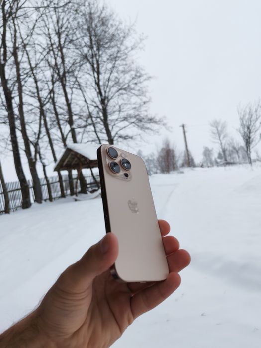 iPhone 16 PRO, 256 GB, gold, 100% baterie, în garanție